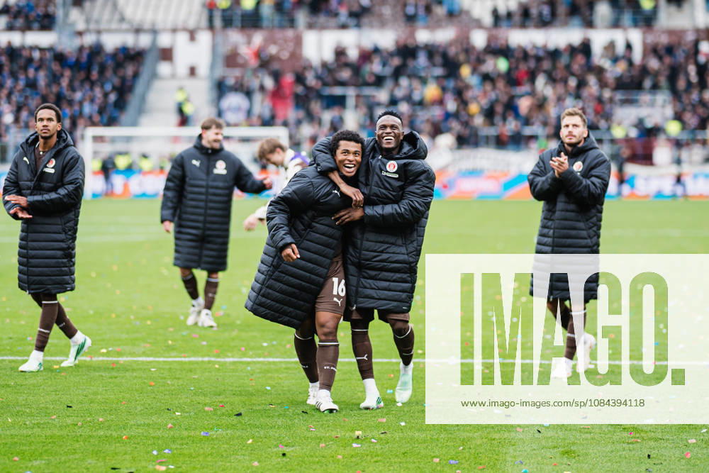 2. Bundesliga: FC St. Pauli vs. Karlsruher SC, October 11, 2026—Joel Fujita (FC St. Pauli, 16) and Abdoulie Ceesay (FC St. Pauli, 9) wave to the fans. Soccer, 2. Bundesliga, Matchday 7: FC St. Pauli vs. Karlsruher SC on October 11, 2026, at Millerntor Stadium, Hamburg. DFL regulations prohibit any use of photographs as image sequences and or quasi-video.