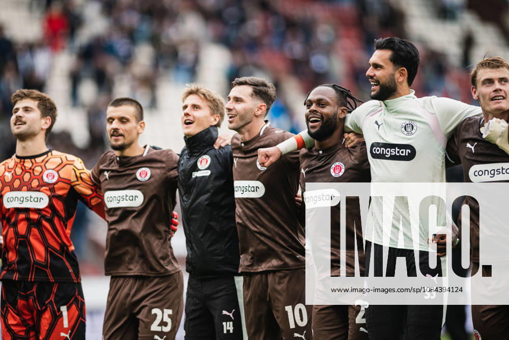 2. Bundesliga: FC St. Pauli vs. Karlsruher SC, October 11, 2026—St. Pauli celebrates the victory with the fans. Soccer, 2. Bundesliga, Matchday 7: FC St. Pauli vs. Karlsruher SC on October 11, 2026, at Millerntor Stadium, Hamburg. DFL regulations prohibit any use of photographs as image sequences and or quasi-video.