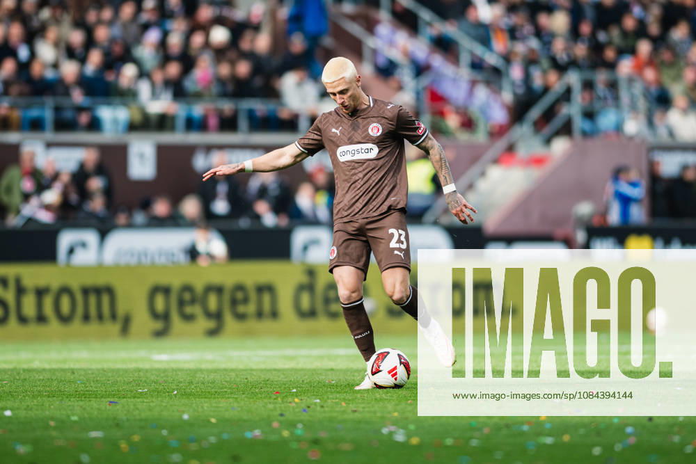2. Bundesliga: FC St. Pauli vs. Karlsruher SC, October 11, 2026; Louis Oppie, FC St. Pauli; 23 soccer, 2. Bundesliga, Matchday 7: FC St. Pauli vs. Karlsruher SC on October 11, 2026, at Millerntor Stadium, Hamburg. DFL regulations prohibit any use of photographs as image sequences and or quasi-video.