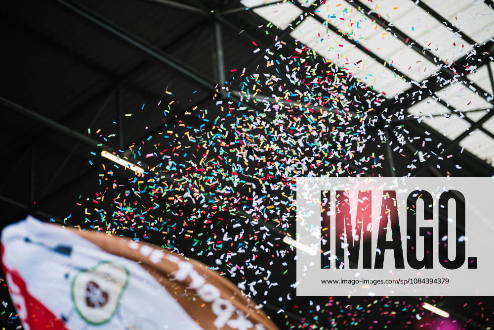 2. Bundesliga: FC St. Pauli vs. Karlsruher SC, October 11, 2026. Fans throw confetti as the teams take the field. Soccer, 2. Bundesliga, Matchday 7: FC St. Pauli vs. Karlsruher SC on October 11, 2026, at Millerntor Stadium, Hamburg. DFL regulations prohibit any use of photographs as image sequences and or quasi-video.