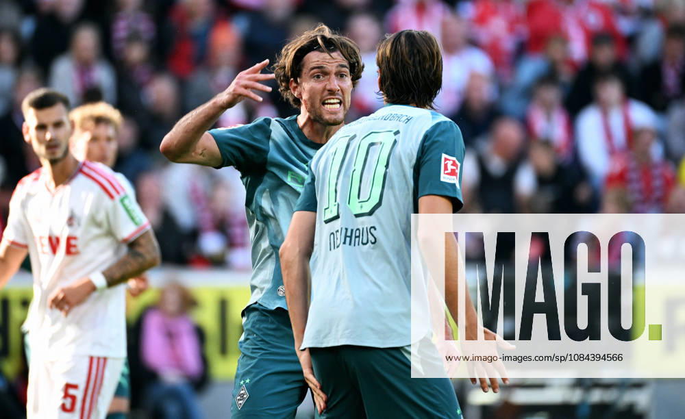 Cologne, Germany, Bundesliga 1, Matchday 5, Rhein Energie Stadium Cologne, 1. FC Köln vs. Borussia Mönchengladbach: Joe Scally (BMG), Florian Neuhaus (BMG)