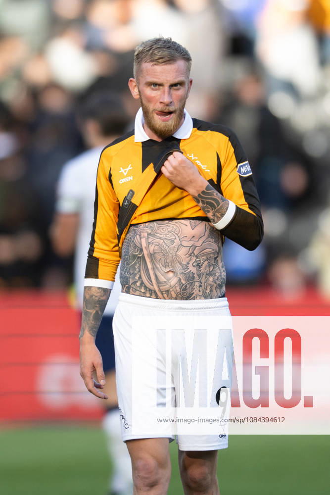 Hull City v Everton Premier League Oliver McBurnie of Hull City following the Premier League match between Hull City and Everton at the MKM Stadium, Hull. 11 10 2026 UK Newspapers OUT