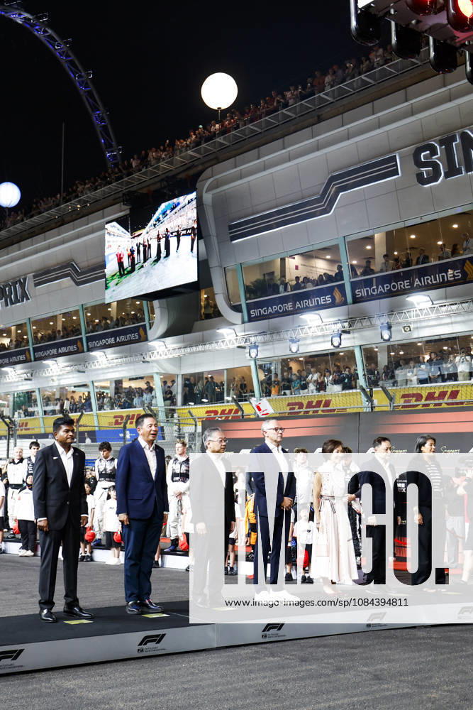 F1 - SINGAPORE GRAND PRIX 2026 DOMENICALI Stefano (ita), Chairman and CEO Formula One Group FOG, portrait, FIA representatives during the 2026 Formula 1 Singapore Grand Prix, 17th round of the 2026 Formula One World Championship, WM, Weltmeisterschaft from October 9 to 11, 2026 on the Marina Bay Street Circuit, in Singapore, Singapore - SingaporeSingapore