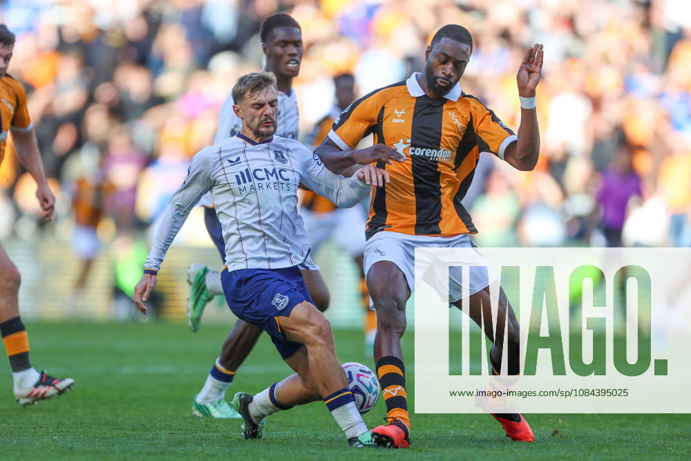 11th October 2026; MKM Stadium, Hull, England; Premier League Football, Hull City versus Everton; Semi Ajayi of Hull City tackles Kiernan Dewsbury-Hall of Everton DavexLofthouse