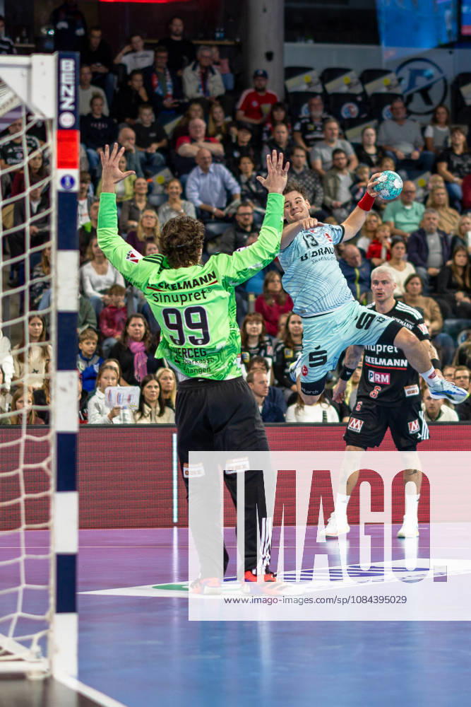 Leon Stehl (MT Melsungen), 13 vs. Tin Herceg (HC Erlangen), 99 GER, HC Erlangen vs. MT Melsungen, Handball, Opel Handball Bundesliga, Matchday 8, 2026–2027 season, October 11, 2026 GER, HC Erlangen vs. MT Melsungen, Handball, Opel Handball Bundesliga, Matchday 8, 2026–2027 season, October 11, 2026 Nuremberg
