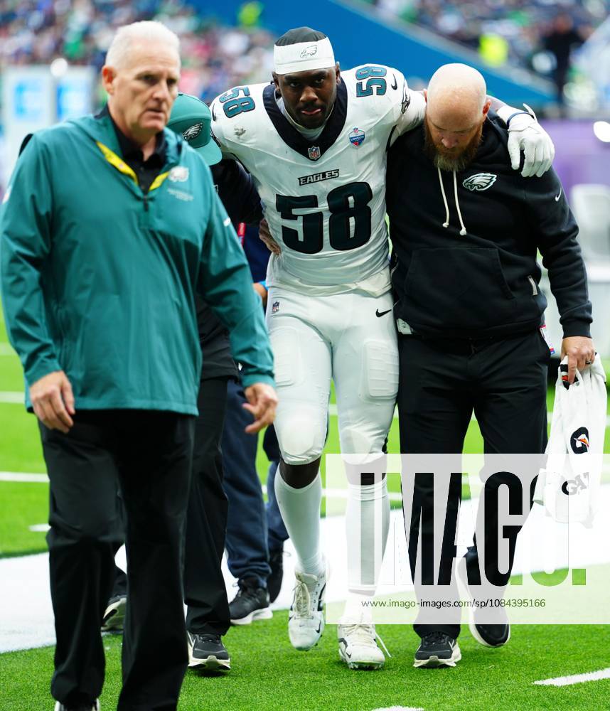 Jalyx Hunt of Philadelphia Eagles is helped off injured at half time Philadelphia Eagles v Jacksonville Jaguars, NFL, American Football Herren, USA American Football, Tottenham Hotspur Stadium, London, UK - 11 Oct 2026London Tottenham Hotspur Stadium United Kingdom