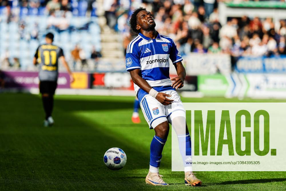 ZWOLLE - Dylan Mbayo of PEC Zwolle reacts after a missed chance during the Dutch Eredivisie match between PEC Zwolle and Cambuur at the MAC3Park stadium on October 11, 2026 in Zwolle, the Netherlands. VINCENT JANNINK ANP Eredivisie 2026 27 ANPxSportx IVx 572140882 originalFilename: 572140882