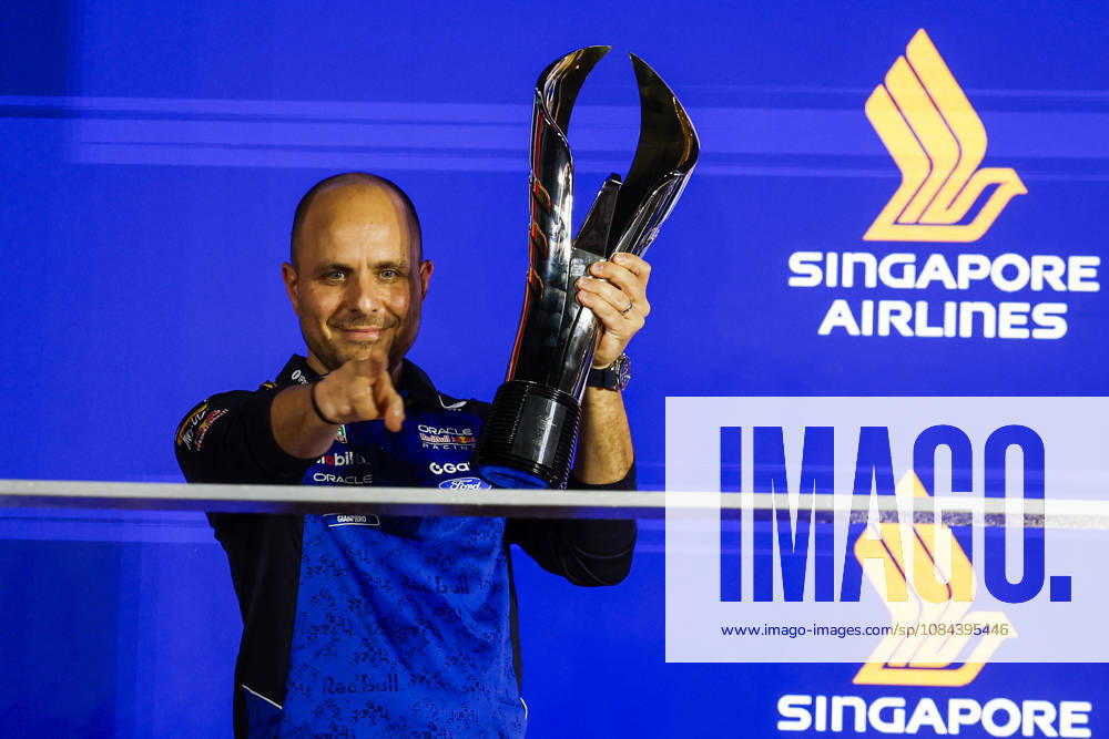 F1 - SINGAPORE GRAND PRIX 2026 LAMBIASE Gianpiero, Head of Race Engineering at Red Bull Racing, portrait,, podium during the 2026 Formula 1 Singapore Grand Prix, 17th round of the 2026 Formula One World Championship, WM, Weltmeisterschaft from October 9 to 11, 2026 on the Marina Bay Street Circuit, in Singapore, Singapore - SingaporeSingapore