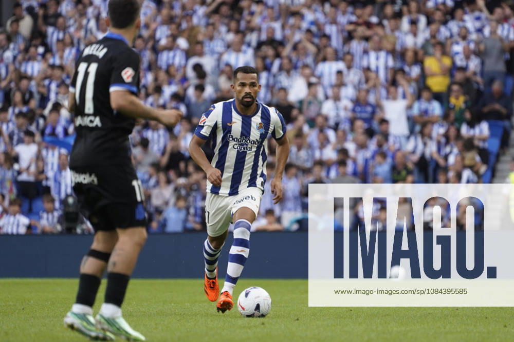 Yangel Herrera of Real Sociedad seen during LaLiga EA Sports 26 27 game between teams of Real Sociedad and Deportivo la Coruna (Mickael Ducint Ball Raw Images) San Sebastian Estadio Anoeta Spain
