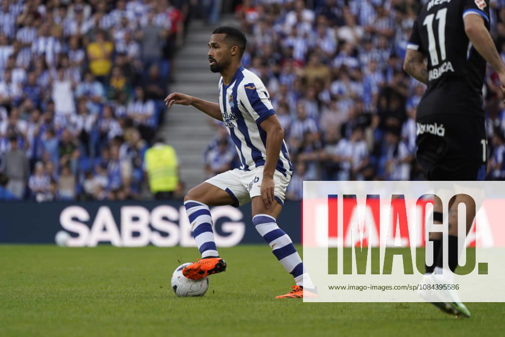 Yangel Herrera of Real Sociedad seen during LaLiga EA Sports 26 27 game between teams of Real Sociedad and Deportivo la Coruna (Mickael Ducint Ball Raw Images) San Sebastian Estadio Anoeta Spain