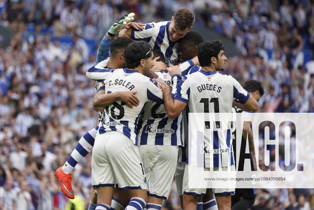 Arsen Zakharyan of Real Sociedad seen during LaLiga EA Sports 26 27 game between teams of Real Sociedad and Deportivo la Coruna (Mickael Ducint Ball Raw Images) San Sebastian Estadio Anoeta Spain