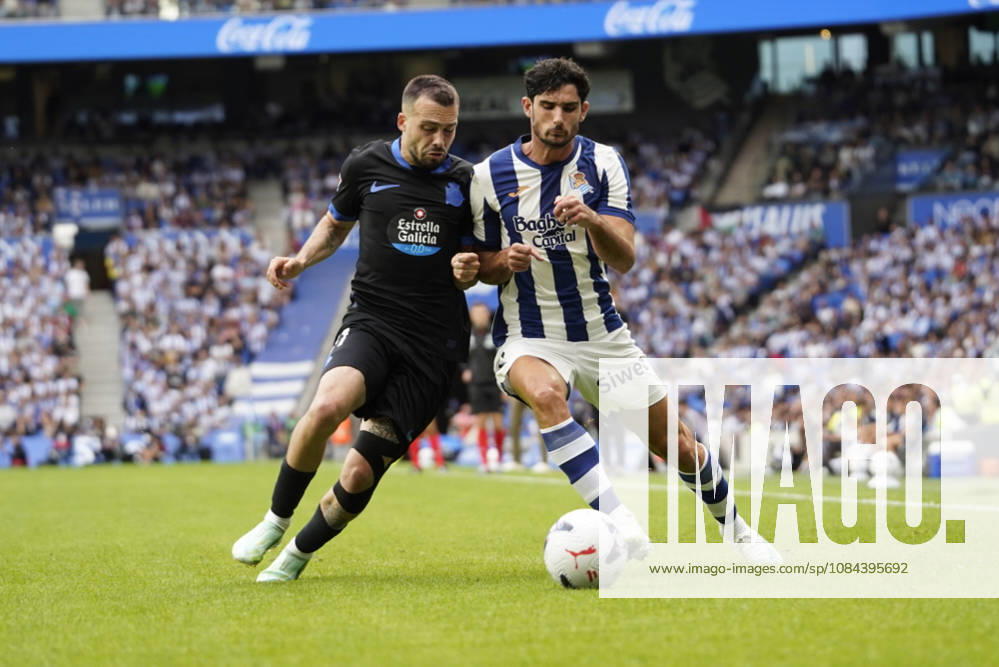 Goncalo Guedes of Real Sociedad seen during LaLiga EA Sports 26 27 game between teams of Real Sociedad and Deportivo la Coruna (Mickael Ducint Ball Raw Images) San Sebastian Estadio Anoeta Spain