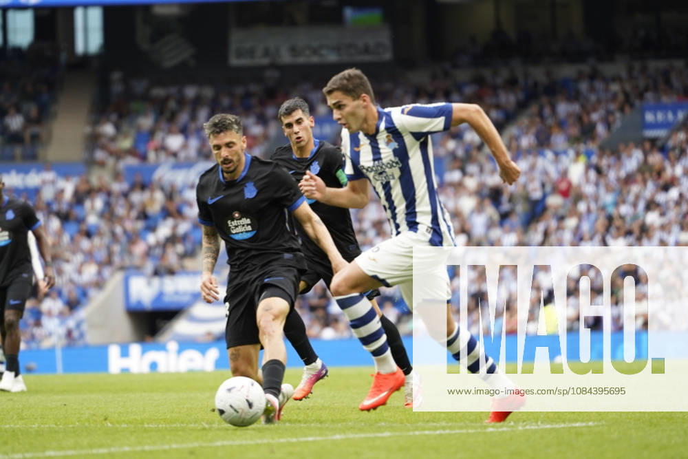 Arsen Zakharyan of Real Sociedad seen during LaLiga EA Sports 26 27 game between teams of Real Sociedad and Deportivo la Coruna (Mickael Ducint Ball Raw Images) San Sebastian Estadio Anoeta Spain