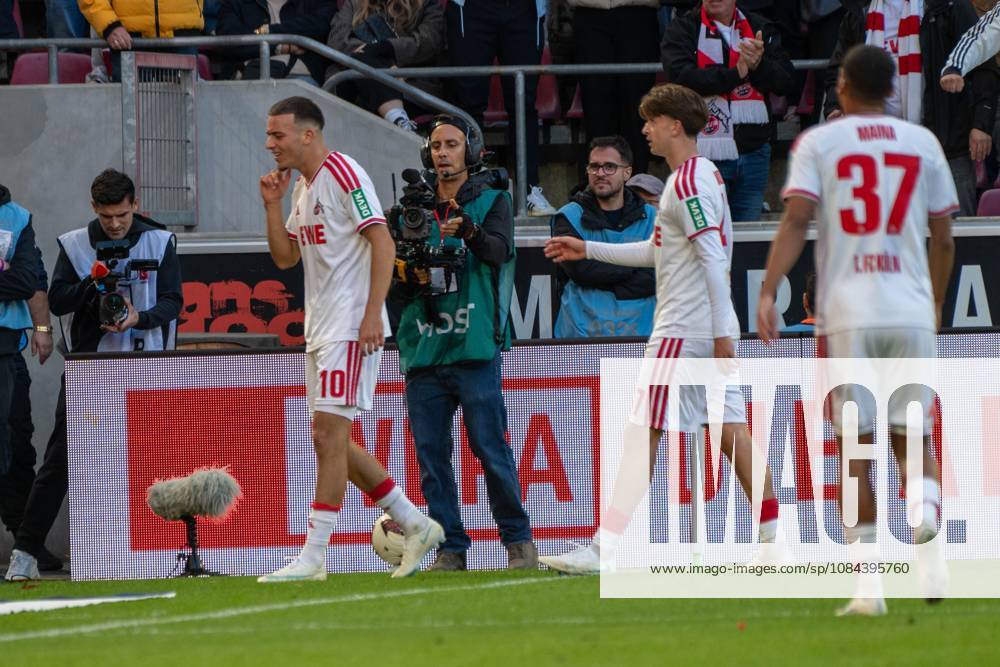 Said El Mala, midfielder, 1. FC Köln 10, celebrating after the 2–1 win, 1. FC Köln vs. Borussia Mönchengladbach, soccer, Bundesliga, Matchday 5, October 11, 2026. DFB and DFL regulations prohibit any use of photographs as image sequences and or quasi-video. Cologne, North Rhine-Westphalia, Germany