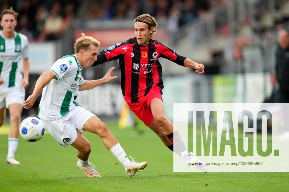 Eredivisie: Excelsior Rotterdam v FC Groningen Rotterdam - Jorg Schreuders of FC Groningen duels for the ball with Agust Orri Thorsteinsson of Excelsior Rotterdam during the eight competition round of the 2026 2027 Eredivisie season. The match is set between Excelsior Rotterdam and FC Groningen at Stadion Woudestein on 11 October 2026 in Rotterdam, Netherlands. (Hero Images Yannick Verhoeven)