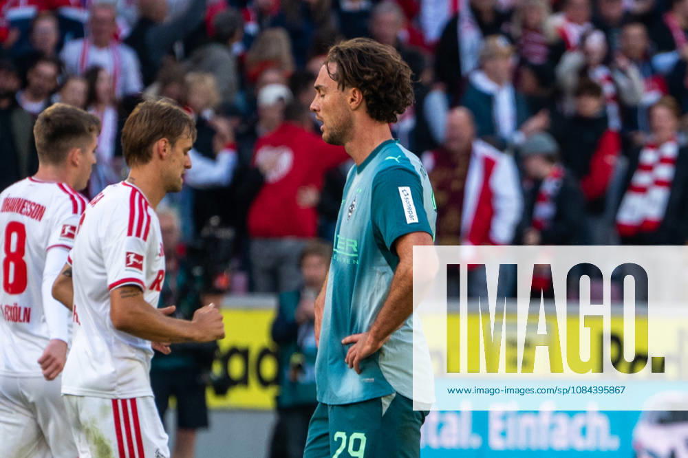 Germany 1 Bundesliga 2026–2027, Matchday 5, 1. FC Köln vs. Borussia Mönchengladbach, Sunday, October 11, 2026, RheinEnergie Stadium, Cologne, North Rhine-Westphalia, Joe Scally, Borussia Mönchengladbach, 29, frustration, anger, emotions, sadness, Cologne, RheinEnergie Stadium, Cologne, Germany