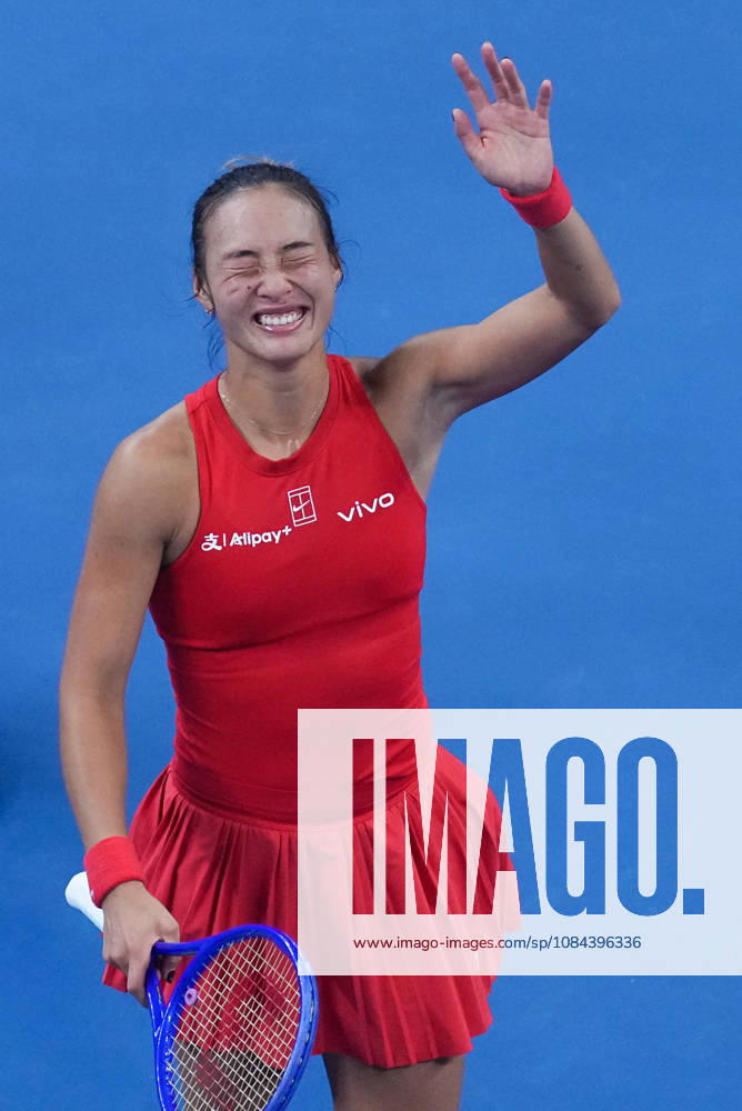 (261011) -- BEIJING, Oct. 11, 2026 -- Zheng Qinwen celebrates victory after the women s singles final between Zheng Qinwen of China and Mirra Andreeva of Russia at 2026 China Open tennis tournament in Beijing, China, Oct. 11, 2026. ) (SP)CHINA-BEIJING-TENNIS-CHINA OPEN-WOMEN S SINGLES-FINAL (CN) JuxHuanzong