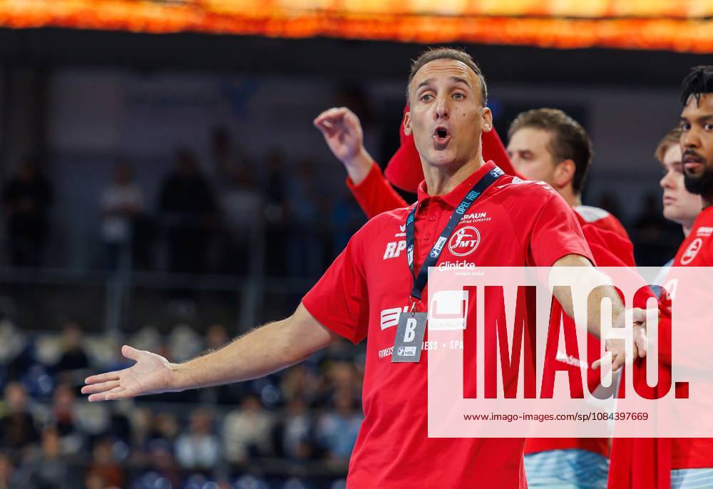 Handball 1st Bundesliga OPEL HBL 2026–2027 Season, Matchday 8: HC Erlangen (Nuremberg Metropolitan Region) vs. HCE MT Melsungen Women s Team Roberto Garcia Parrondo, coach of MT Melsungen, gestures angrily