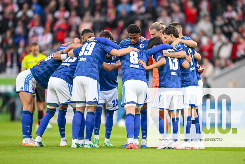 FC Schalke team circle during the Bundesliga match between Sport Club Freiburg and FC Schalke 04 at Europa-Park Stadium on October 11, 2026, in Freiburg im Breisgau, Germany Photo by Harry Langer DeFodi Images FC Schalke team circle during the Bundesliga match between Sport Club Freiburg and FC Schalke 04 at Europa Park Stadion on October 11, 2026, in Freiburg im Breisgau, Germany. Photo by Harry Langer, DeFodi Images. DFB and DFL regulations prohibit any use of photographs as image sequences and or quasi-video. Photo by Harry Langer, DeFodi Images. DFB and DFL regulations prohibit any use of photographs as imSEQUENCES AND OR QUASI-VIDEO