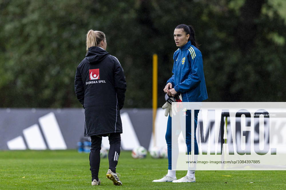 Zecira MuÅ¡ovic of Sweden during a training session on October 11, 2026 in Stockholm. Photo by Caisa Rasmussen, BILDBYRAN COP 353 CR0079: soccer, football, soccer training, practice, Sweden, women s soccer