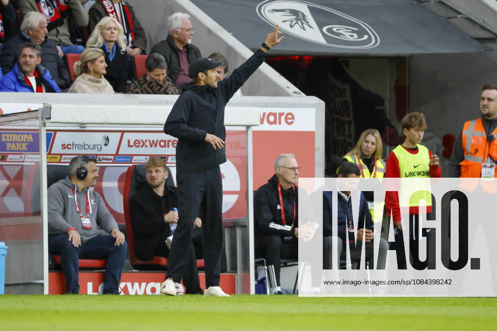 Julian Schuster, SC Freiburg, Coach, Facial Expressions, Emotion, Germany, Soccer, Bundesliga 1, Matchday 5, 2026–2027, SC Freiburg vs. FC Schalke 04, October 11, 2026, Freiburg im Breisgau, Europa-Park Stadium, Germany