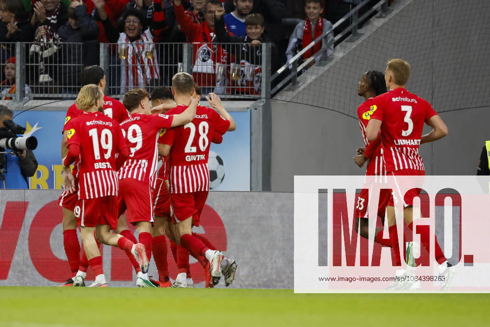 SC Freiburg celebrates Maximilian Eggestein s 1-0 goal; SC Freiburg, 08; joy, excitement, positive emotions, goal, Germany, soccer, Bundesliga 1, Matchday 5, 2026–2027, SC Freiburg vs. FC Schalke 04, October 11, 2026, Freiburg im Breisgau, Europa-Park Stadium, Germany