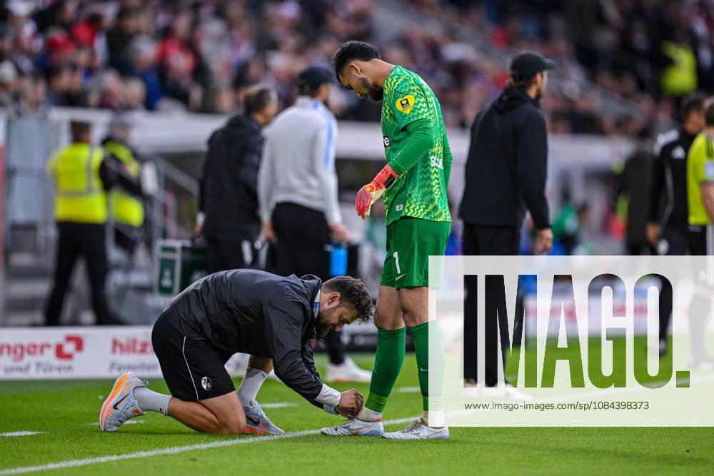 Soccer, 2026–2027 Season, Bundesliga, SC Freiburg vs. FC Schalke 04, Mio Backhaus, SC Freiburg gets its shoes laced, xRHR PHOTO YYx