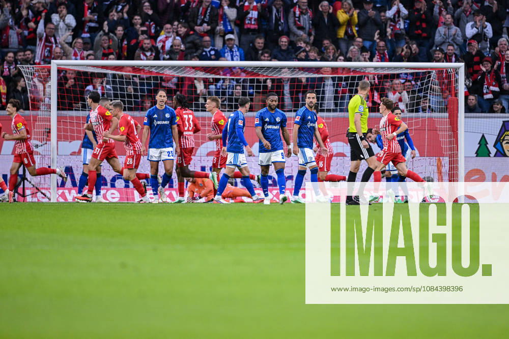 Soccer, 2026–2027 Season, Bundesliga, SC Freiburg vs. FC Schalke 04, Maximilian Eggestein. SC Freiburg celebrates the 1–0 goal. xRHR PHOTO YYx