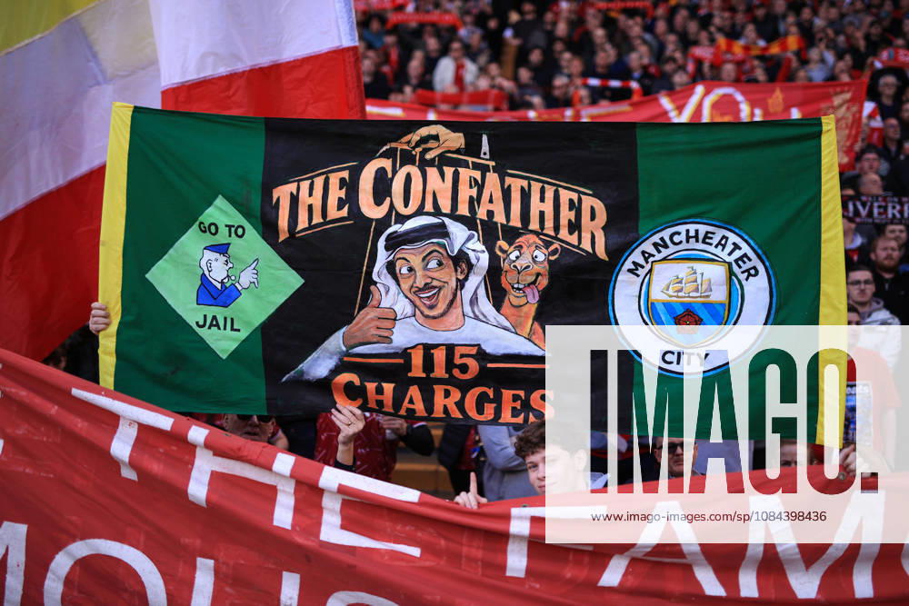 Liverpool gegen Manchester City, 11. Oktober 2026, Premier League: Liverpool gegen Manchester City – Liverpool-Fans halten Transparente hoch, auf denen sie sich zu dem Urteil im Finanzskandal um Manchester City äußern. Foto: Simon Stacpoole, Offside Liverpool, Großbritannien