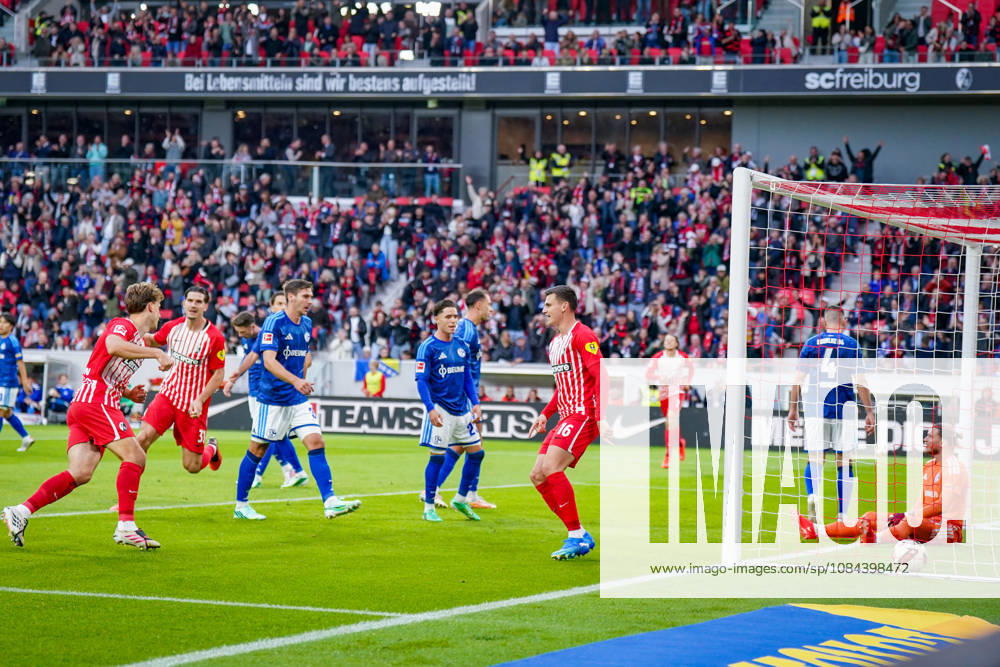 Germany Soccer Bundesliga 2026–2027, Matchday 5: SC Freiburg vs. FC Schalke 04 at Europa-Park Stadium in Freiburg—Goal and celebration following the 1–0 score by Maximilian Eggestein of SC Freiburg, 8: Joy, Emotions, Cheers
