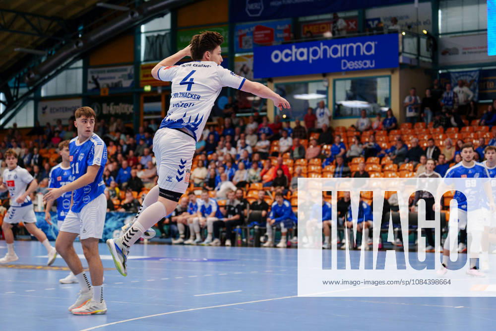 2nd Handball Bundesliga, Matchday 7: Dessau Roßlauer HV 06 vs. VfL Lübeck Schwartau; Paul Holzhacker, VfL Lübeck Schwartau, 4 on a jump shot on October 11, 2026, at the Anhalt Arena, Dessau-Roßlau, Saxony-Anhalt, Dessau-Roßlau, Anhalt Arena, Saxony-Anhalt, Germany