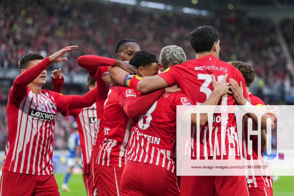 1 Bundesliga: SC Freiburg vs. FC Schalke 04, October 11, 2026—Celebration of the 1–0 goal by Maximilian Eggestein (SC Freiburg), 8 1 Bundesliga: SC Freiburg vs. FC Schalke 04, Europa-Park Stadium, October 11, 2026 DFB and DFL regulations prohibit any use of photographs as image sequences and or quasi-video.