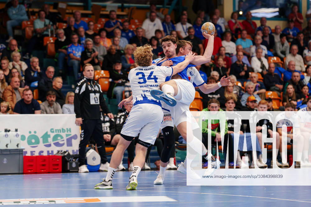 2nd Handball Bundesliga, Matchday 7: Dessau Roßlauer HV 06 vs. VfL Lübeck Schwartau; Marcel Nowak (Dessau Roßlauer HV 06, No. 15) is guarded by Thore Kjell Heinemann (VfL Lübeck Schwartau), 34 on October 11, 2026, at the Anhalt Arena, Dessau-Roßlau, Saxony-Anhalt, Dessau-Roßlau, Anhalt Arena, Saxony-Anhalt, Germany