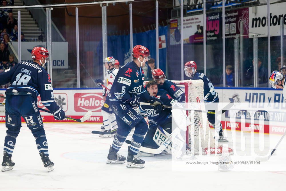 Scramble in front of the net: Eric Cornel (Schwenninger Wild Wings, 18), Alex Peters (Schwenninger Wild Wings, 06), and goalie Joacim Eriksson (Schwenninger Wild Wings, 60) loses his helmet, GER, Schwenninger Wild Wings vs. EHC Red Bull Munich, ice hockey, PENNY DEL, Matchday 8, 2026–2027 season, October 11, 2026, GER, Schwenninger Wild Wings vs. EHC Red Bull Munich, Ice Hockey, PENNY DEL, Matchday 8, 2026–2027 Season, October 11, 2026, Schwenningen