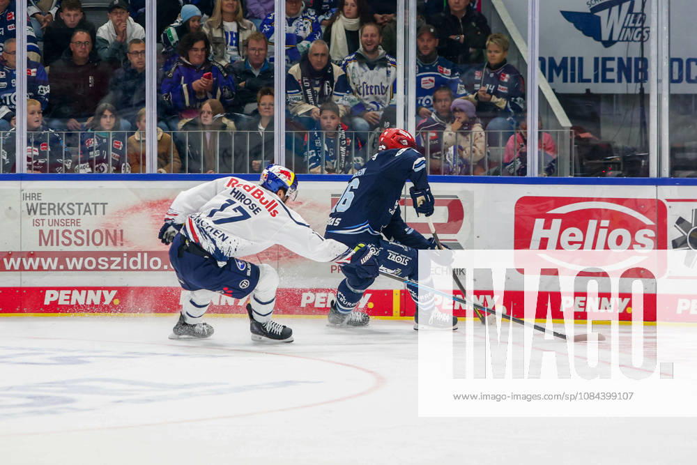 Caro Hirose, EHC Red Bull Munich, 17, and Eric Martinsson, Schwenninger Wild Wings, 46, GER, Schwenninger Wild Wings vs. EHC Red Bull Munich, ice hockey, PENNY DEL, Matchday 8, 2026–2027 season, October 11, 2026, GER, Schwenninger Wild Wings vs. EHC Red Bull Munich, Ice Hockey, PENNY DEL, Matchday 8, 2026–2027 Season, October 11, 2026, Schwenningen