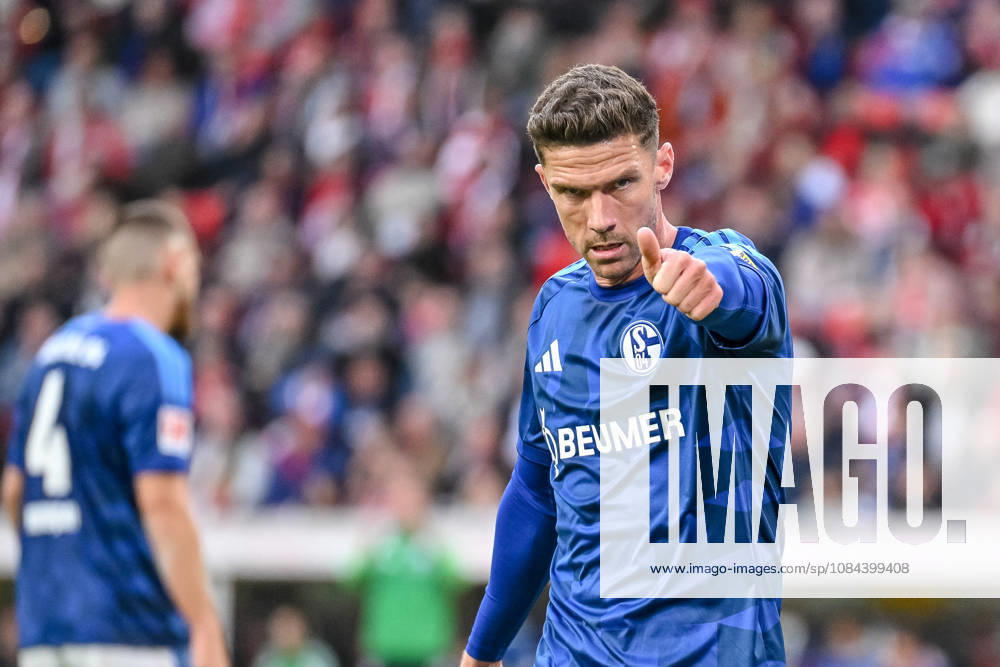 Robin Gosens of FC Schalke 04 gestures during the Bundesliga match between Sport Club Freiburg and FC Schalke 04 at Europa Park Stadion on October 11, 2026, in Freiburg im Breisgau, Germany Photo by Harry Langer DeFodi Images Robin Gosens of FC Schalke 04 gestures during the Bundesliga match between Sport Club Freiburg and FC Schalke 04 at Europa Park Stadion on October 11, 2026, in Freiburg im Breisgau, Germany. Photo by Harry Langer, DeFodi Images. DFB and DFL regulations prohibit any use of photographs as image sequences and or quasi-video. Photo by Harry Langer, DeFodi Images. DFB and DFL regulations prohibit any use of photographs as imSEQUENCES AND OR QUASI-VIDEO