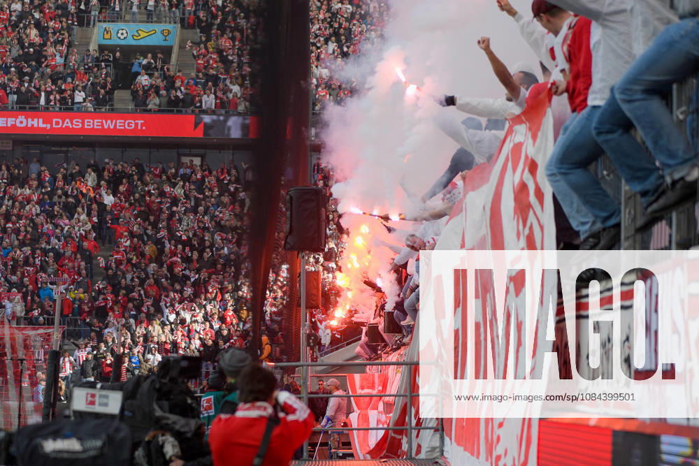 At the start of the game, in front of the fan section, the fans of the Koeln 11 10 2026 fan block ¢ Soccer ¢ 1. FC Koeln vs. Borussia Moenchengladbach, RheinEnergieStadion, Koeln, DFB and DFL regulations prohibit any use of photographs as image sequences and or quasi-video. NRW, Germany