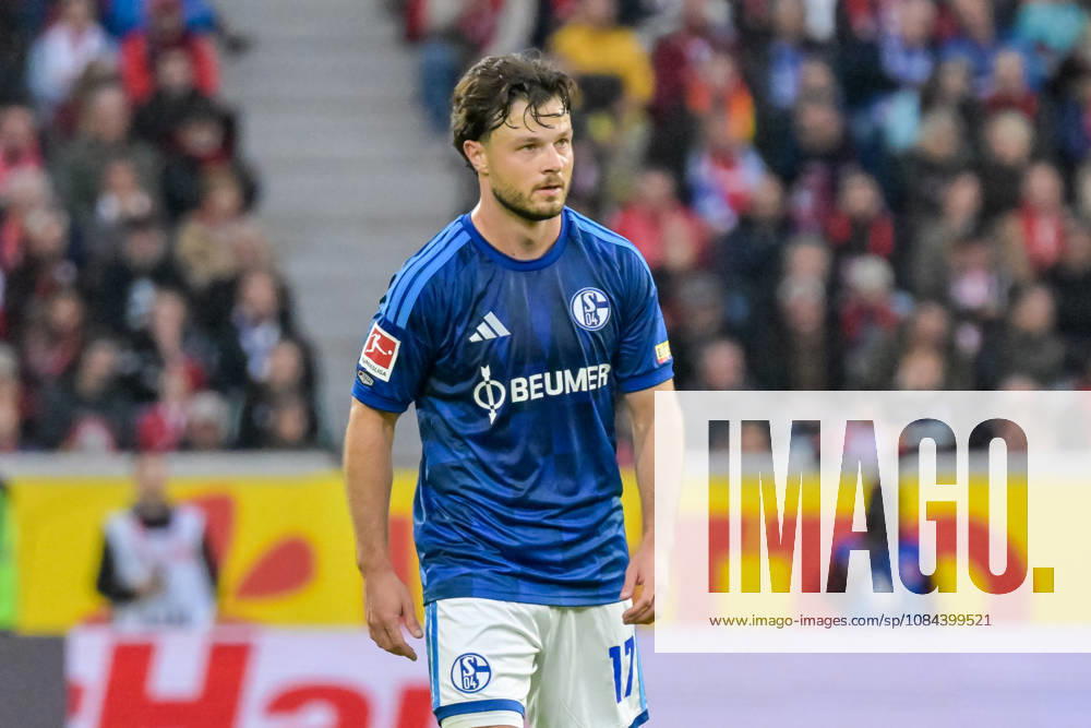 Adrian Gantenbein, FC Schalke 04, 17 GER, SC Freiburg vs. Schalke 04, Soccer, Bundesliga, Matchday 5, 2026–2027 Season, October 11, 2026 DFL DFB regulations prohibit any use of photographs as image sequences and or quasi-video GER, SC Freiburg vs. Schalke 04, Soccer, Bundesliga, Matchday 5, 2026–2027 Season, October 11, 2026, Freiburg
