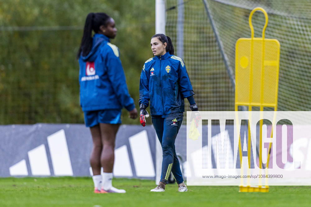 Zecira Mušovic of Sweden during a training session on October 11, 2026 in Stockholm. Photo by Caisa Rasmussen, BILDBYRAN COP 353 CR0079: soccer, football, soccer training, practice, Sweden, women s soccer