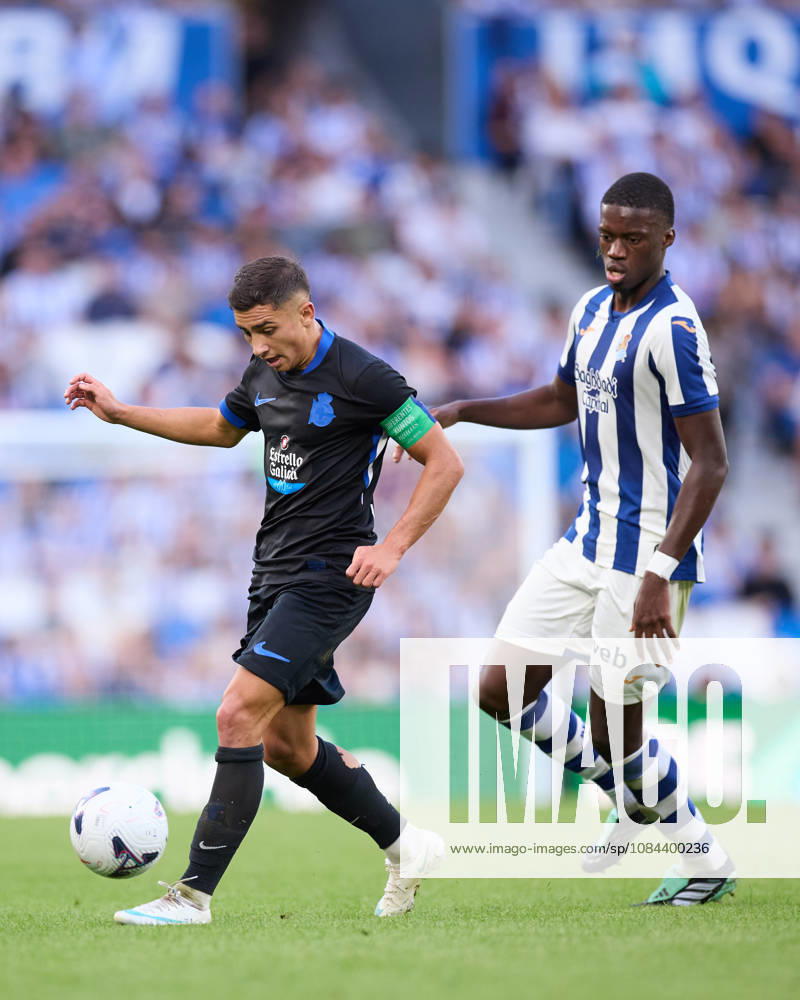Yeremay Hernandez of RC Deportivo de A Coruna competes for the ball with Mamadou Sarr of Real Sociedad during the LaLiga EA Sports match between Real Sociedad and RC Deportivo de A Coruna at Anoeta on October 11, 2026, in San Sebastian, Spain. Real Sociedad V RC Deportivo De La Coruna - La Liga EA Sports - ZUMAa181 20261011_zaa_a181_137