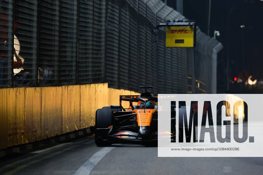 81 PIASTRI Oscar from , McLaren F1 Team MCL40, in action at Singapore 2026 Singapore 2026 81 PIASTRI Oscar from , McLaren F1 Team MCL40, in action 01 NORRIS Lando GBR , McLaren F1 Team MCL40, action Singapore 2026 Singapore