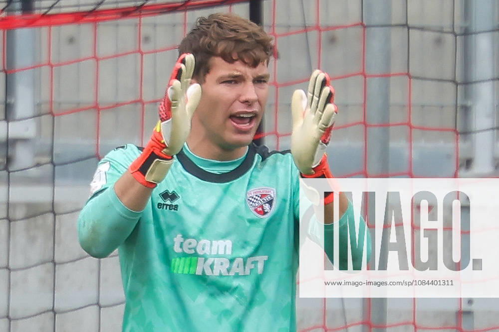 Ingolstadt, Germany, October 11, 2026, 3rd League 2026–2027, Matchday 8: FC Ingolstadt 04 vs. SV Wehen Wiesbaden. Pictured: FCI goalkeeper David Klein gesturing on the field. DFB and DFL regulations prohibit any use of photographs as image sequences and or quasi-video.