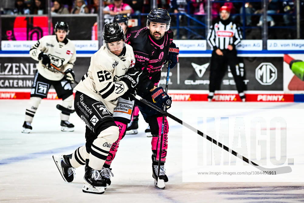 Mac Hollowell, Iserlohn Roosters, 81; Sven Ziegler, Grizzlys Wolfsburg, 52; GER; Iserlohn Roosters vs. Grizzlys Wolfsburg; ice hockey; Penny DEL; Matchday 8; 2026–2027 season; October 11, 2026, GER, Iserlohn Roosters vs. Grizzlys Wolfsburg, Ice Hockey, Penny DEL, Matchday 8, 2026–2027 Season, October 11, 2026, Iserlohn