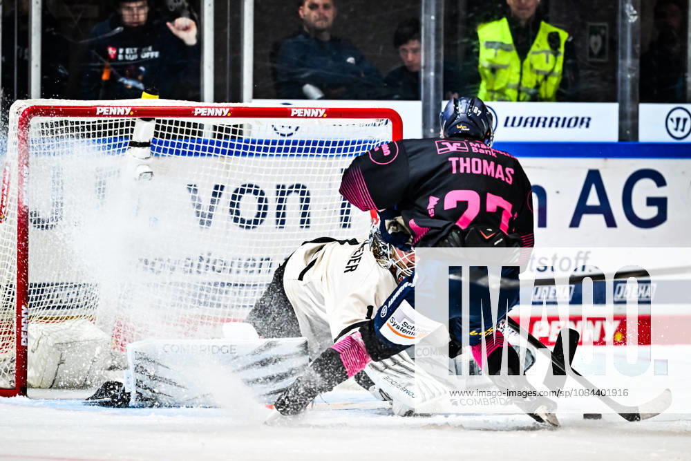 Christian Thomas, Iserlohn Roosters, 27; Dustin Strahlmeier, Grizzlys Wolfsburg, 1; GER; Iserlohn Roosters vs. Grizzlys Wolfsburg; Ice Hockey; Penny DEL; Matchday 8; 2026–2027 Season; October 11, 2026, GER, Iserlohn Roosters vs. Grizzlys Wolfsburg, Ice Hockey, Penny DEL, Matchday 8, 2026–2027 Season, October 11, 2026, Iserlohn