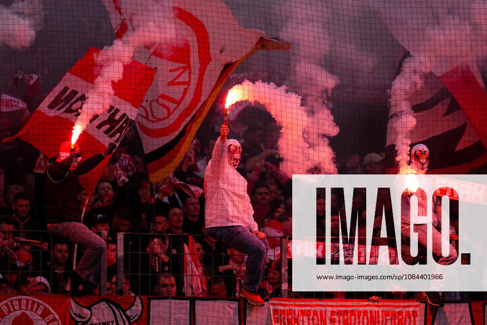Men s, Soccer, Bundesliga 1, 1. FC Köln vs. Borussia Mönchengladbach, 2026–2027 season, RheinEnergieSTADION: 1 FC Köln fans set off pyrotechnics. DFB regulations prohibit any use of photographs as image sequences and or quasi-video.