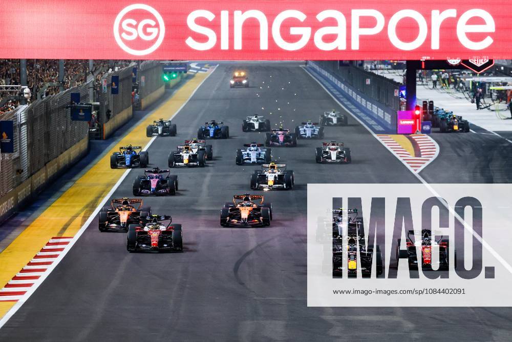 Start, VERSTAPPEN Max (NLD), Red Bull Racing Ford RB22, portrait, Singapore 2026; HAMILTON Lewis (GBR), Scuderia Ferrari SF 26, portrait, Singapore 2026; 03 VERSTAPPEN Max (NLD), Red Bull Racing Ford RB22, action, 16 LECLERC Charles mco, Scuderia Ferrari SF 26, action, 44 HAMILTON Lewis GBR, Scuderia Ferrari SF 26, action, start of the race, departure, during the 2026 Formula 1 Singapore Grand Prix, the 17th round of the 2026 Formula One World Championship from October 9 to 11, 2026 on the Marina Bay Street Circuit in Singapore, Singapore. Photo by Julien Delfosse, DPPI Singapore
