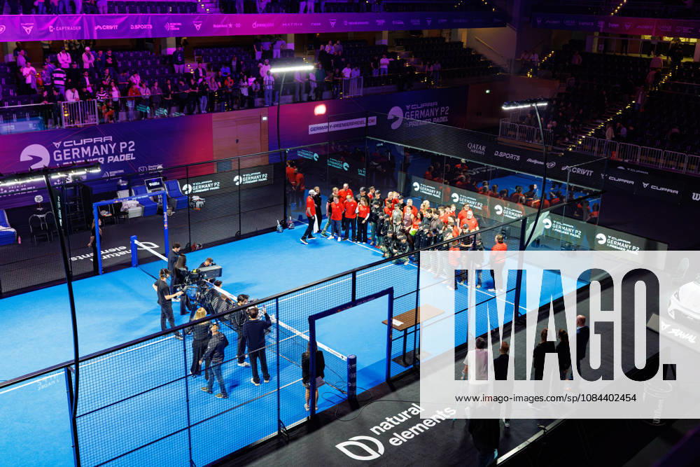DÜSSELDORF, GERMANY - 11 OCTOBER 2026: Image shows award ceremony with the Ball crew and workers during CUPRA Germany Premier Padel P2 2026 Day 8: Finals at CASTELLO Düsseldorf on 11 10 2026 in Düsseldorf, Germany. Germany