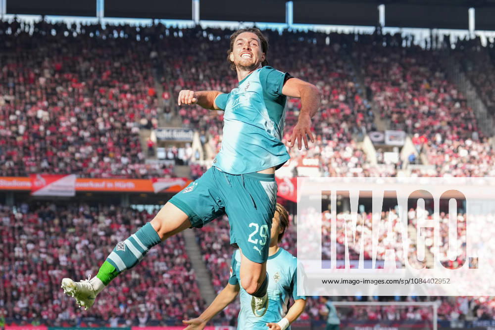 Men s, Soccer, Bundesliga 1, 1. FC Köln vs. Borussia Mönchengladbach, 2026–2027 season, RheinEnergieSTADION: Celebrations after Borussia Mönchengladbach’s 1–1 goal scored by Joe Scally, alongside Daiki Hashioka, DFB regulations prohibit any use of photographs as image sequences and or quasi-video