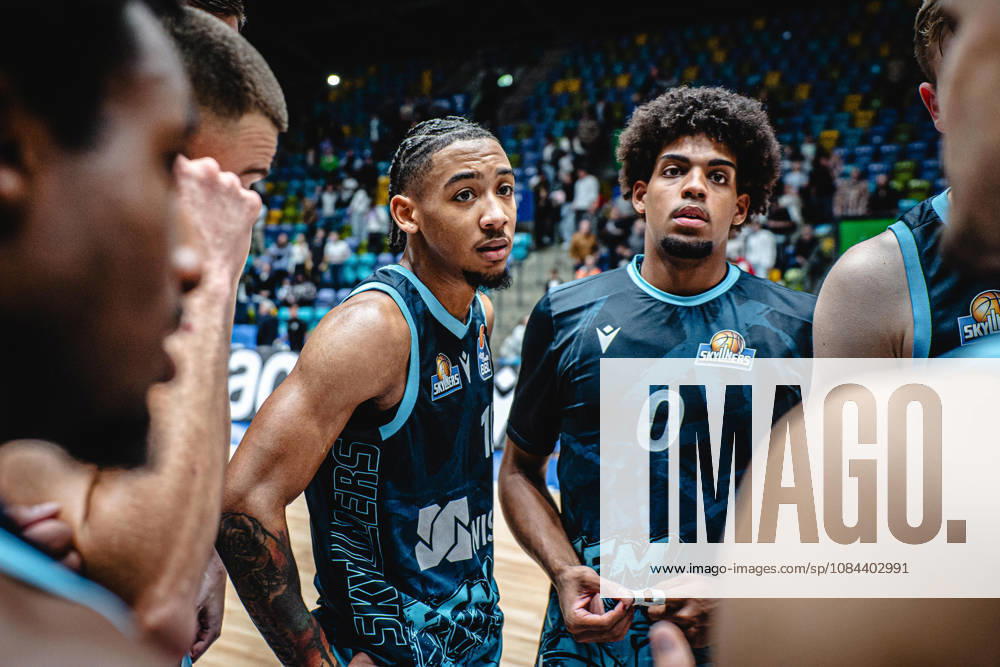 easyCredit BBL Bundesliga Basketball, Frankfurt Skyliners vs. Veolia Towers Hamburg, Judah Mintz (Skyliners Frankfurt), Jamie Edoka (Skyliners Frankfurt), Frankfurt am Main