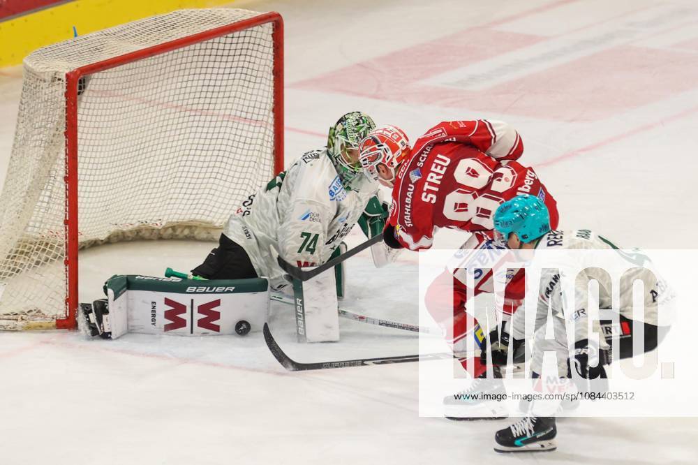 Sahnpark Crimmitschau, October 11, 2026; 2026–27 Season; Ice Hockey; 2nd Bundesliga; Regular Season; Game 8; Saxony Ice Arena; Saxony Derby; Eispiraten vs. Bietigheim Steelers; Sebastian Streu; EPC Fails to Score Here Against Goalie Keanu SalmikGoalie Bietigheim Steven Raabe Bietigheim can’t stop Streu Crimmitschau Saxony Germany